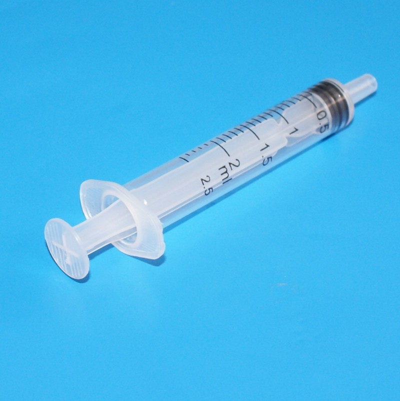 Chirana Spritzen 2 ml, 3-teilig, Luer (100 Stück)