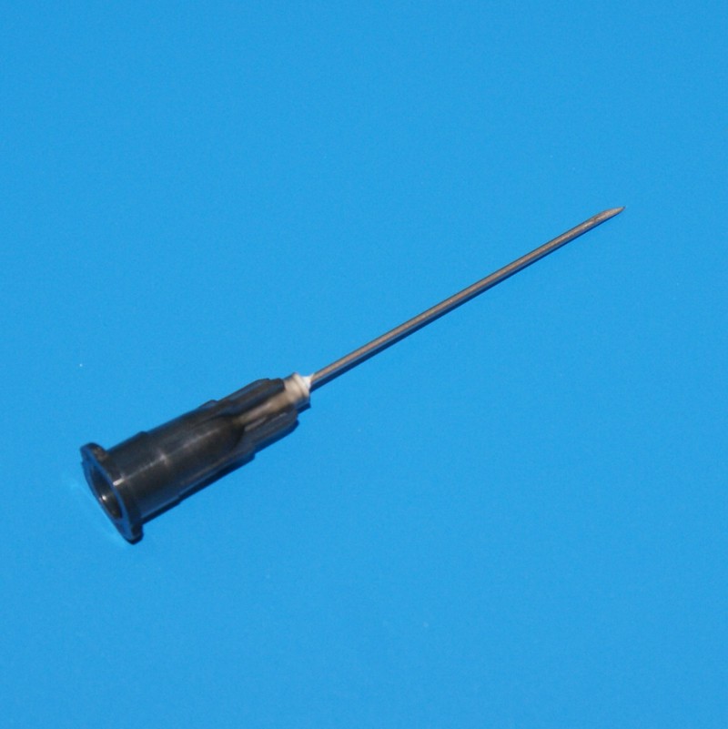 Chirana Kanülen (0,70 x 25 mm) schwarz, 22G x 1" (100 Stück)